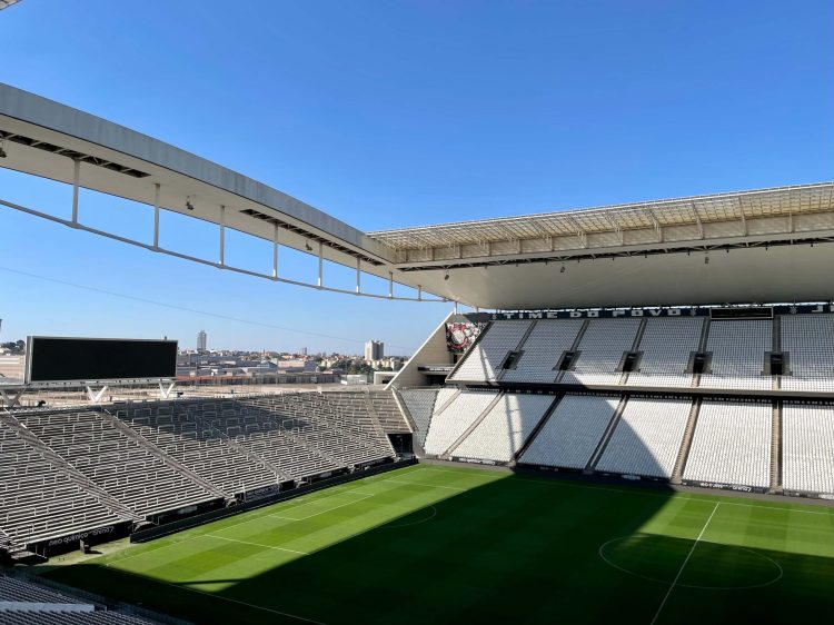 Como conhecer o Estádio do Corinthians